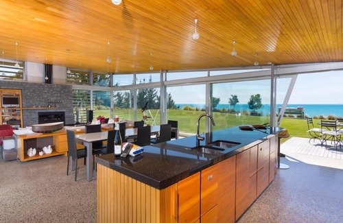 Tasman House | Luxury Holiday Home Kina Peninsula - Nelson-Tasman