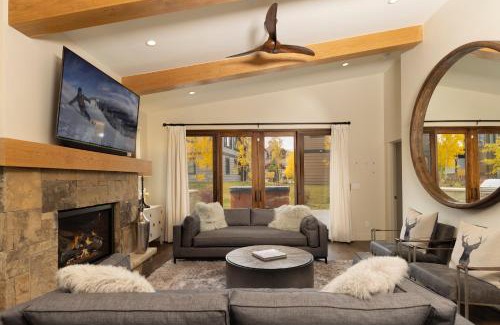 Fairmount On The River House | LUXURY HOME by the river! Walk to Shuttle, Hot Tub, Fire Pit, designer finishes!