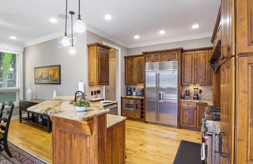 Osage Beach House | Luxury Home in Porta Cima!