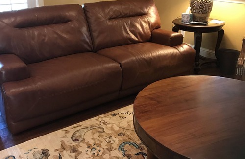 Columbia House | Luxury Home in Redding 4 bedrooms and office