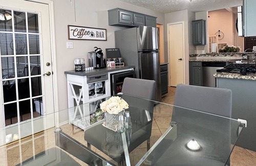 Stafford House | Luxury Home in Sugar Land-Stafford