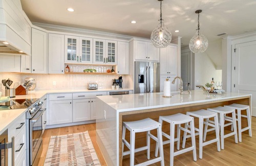Vilano Beach House | Luxury Home Steps to Beach! 4 Masters, Firepit, Ping Pong, Putting Green, EV charger, Balconies, ADA