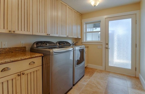 Princeville House | Luxury Home w/AC, Theater Room, Pool & Sourround sound throughout the house