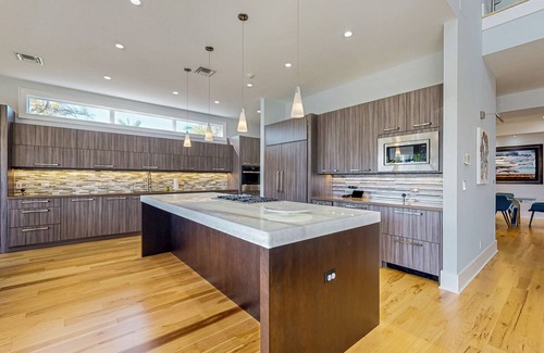 East Fort Lauderdale House | Luxury home with yacht accommodations, gym, sauna, pool/spa & waterfront views