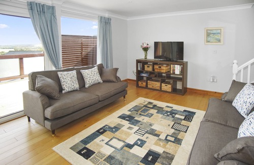 Winnard's Perch Cabin | Luxury hot tub Lodge at Retallack nr. Padstow & Newquay