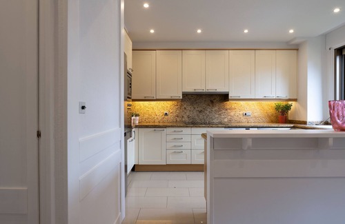 San Sebastian Centro Apartment | LUXURY HOUSE , MIRACONCHA 47, SAN SEBASTIAN