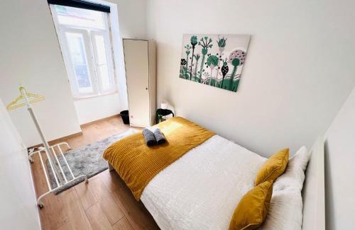 Linda-a-Velha House | Luxury house next attractions with free parking