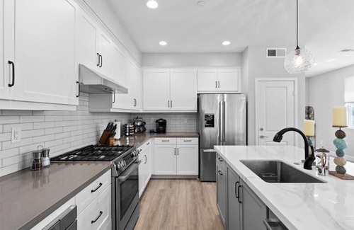 Carlsbad Village House | Luxury in village with private patio - 2 blocks from beach & village!