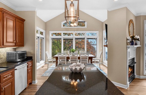 Lutts House | Luxury Lake Home with Million Dollar Views!