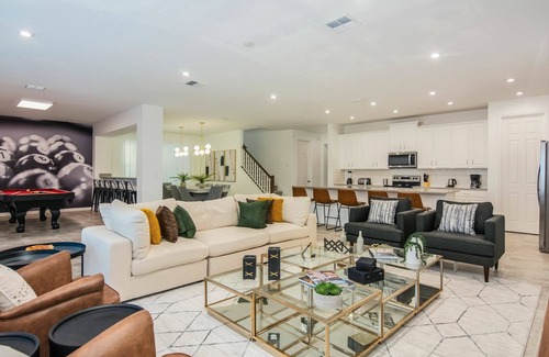 Four Corners Cottage | Luxury Lake View W/pool- Star Wars Game Roomsa2145