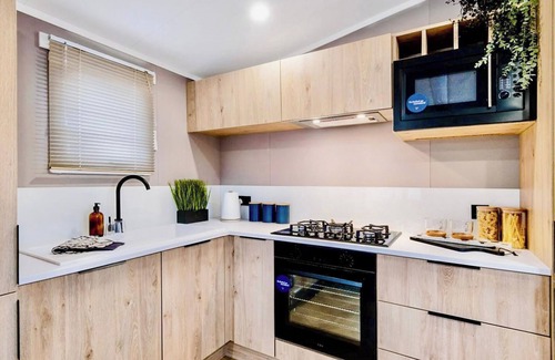Potterhanworth Ski Chalet | Luxury Leisure Lodge