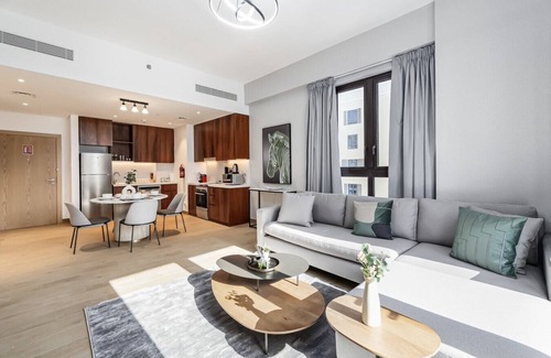 Dubai Apartment | Luxury lifestyle at La Sirène, Port de la Mer, Jumeirah 1 | 1 Bed | Sleeps 4