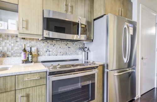 Belltown Condo | Luxury Living: 2BR Condo at Via 6