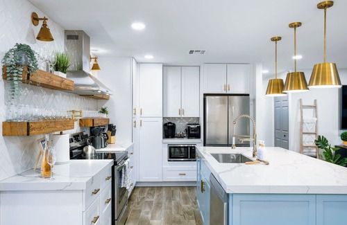 Papago Parkway House | Luxury living in Old Town Scottsdale - Heated pool, fire pit, early check-in!