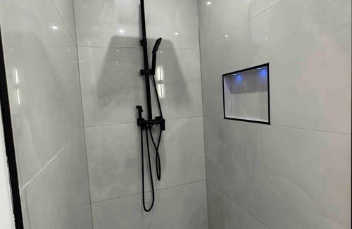 Martigues Apartment | Luxury Living Martigues - Suite Gris Perlé