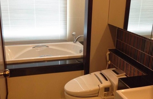 Nimman Apartment | Luxury Living @ Nimman w/BikePoolGymWifi