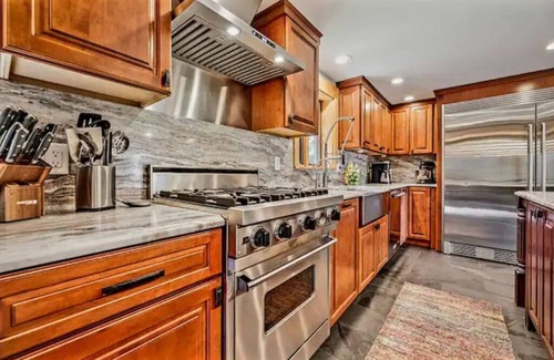 Traverse City Cabin | Luxury Lodge overlooking both Grand Traverse Bays