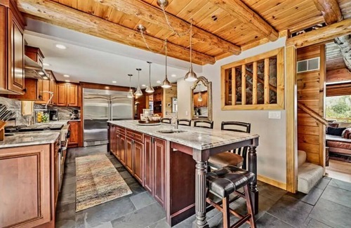Traverse City Cabin | Luxury Lodge overlooking both Grand Traverse Bays