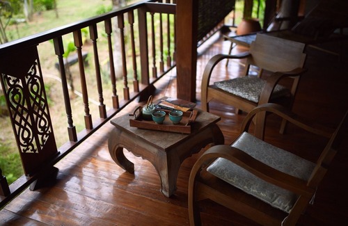Nang Lae Villa | Luxury loft in stilted wooden longhouse