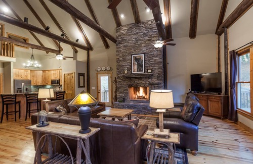 Ellijay Cabin | Luxury Log Cabin w/Spacious Great Room On Trout Stream w/playground & hot tub