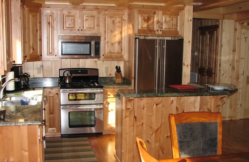 Mono Vista House | Luxury Log Home Retreat