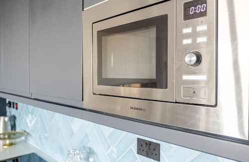 Hanger Hill Apartment | Luxury London Living
