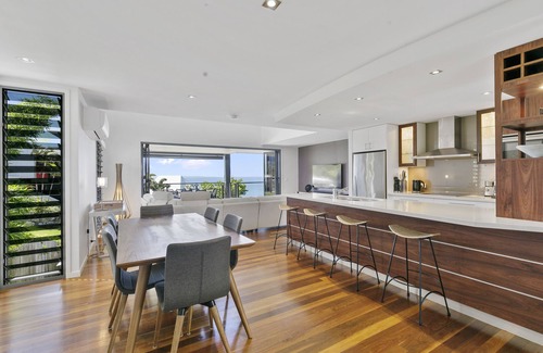 Point Lookout House | Luxury, magnificent views, space and swimming pool
