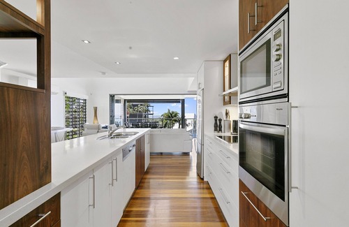 Point Lookout House | Luxury, magnificent views, space and swimming pool