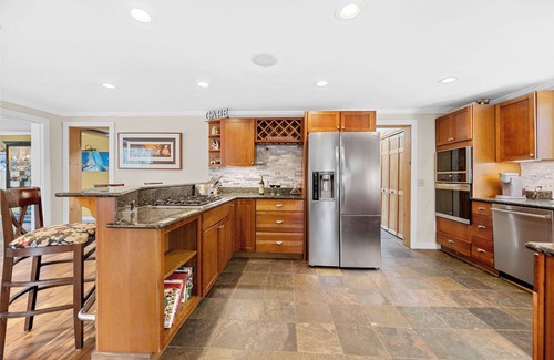 Stowe Area House | Luxury Mansfield View Home - 4 beds, 5 baths, 2.5 miles to Stowe Moutain Resort