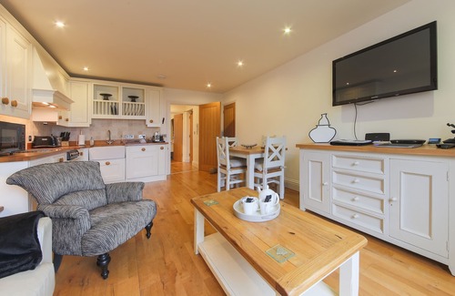Carbis Bay Apartment | Luxury Modern Apartment Perfect For Relaxing Breaks Any Time Of Year