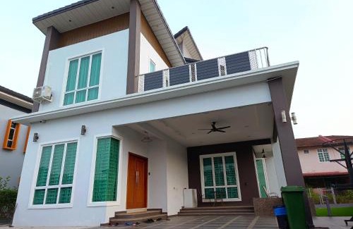 Kubang Kerian House | LUXURY Modern House Kubang Kerian UNIFI 4 Bedrooms
