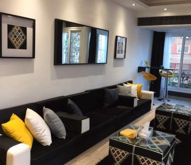 Al Duqqi Apartment | Luxury Mohandeseen Apartment