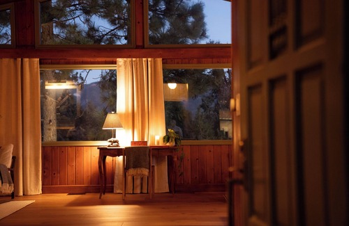 Whispering Forest Ski Chalet | Luxury Mountain Chalet in Big Bear with views!