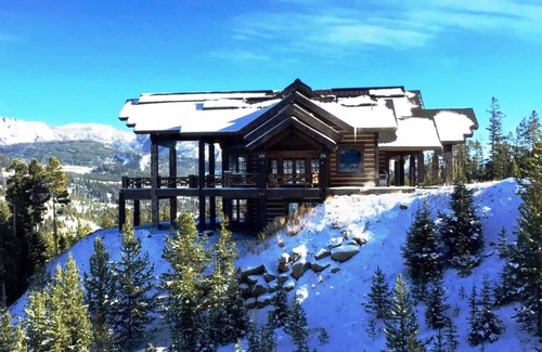 Big Sky House | LUXURY MOUNTAIN HOME *EXCELLENT LOCATION*SPECTACULAR VIEWS*SKI-IN SKI-OUT