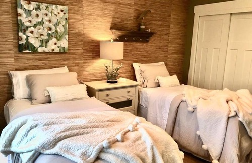 Holladay Apartment | Luxury Mountain Sanctuary