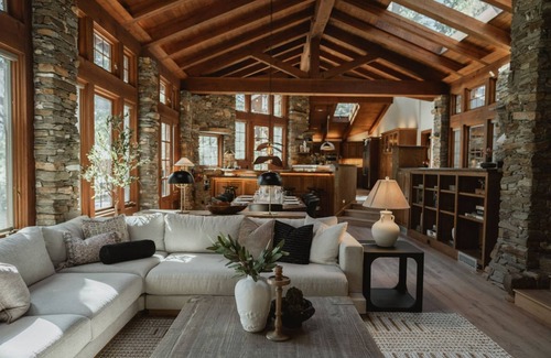 Mariposa Villa | Luxury Nature Getaway Stonehouse by Casa Oso