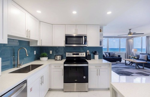 Galt Mile Condo | Luxury Ocean Front Condo on Beach, Full Ocean View
