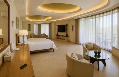 South Shore Hotel Area Hotel | Luxury Ocean Frontage Boutique Suites