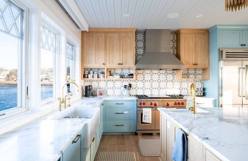 Kennebunk House | Luxury oceanfront 5 bedroom, 5.5 bath private dock overlooking Mothers Beach!