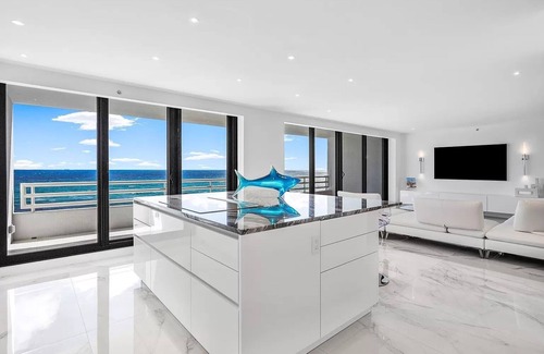 Boca Raton Condo | Luxury Oceanfront Living in Boca Raton - Unparalleled Paradise Awaits!nn