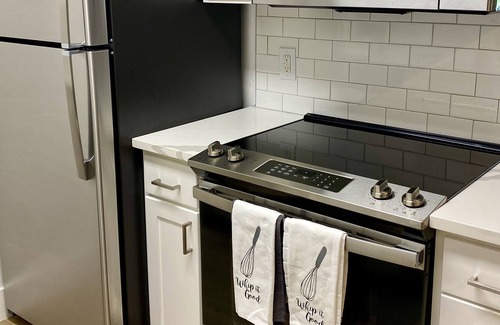 Southwest Raleigh Apartment | Luxury One Bedroom Apartment
