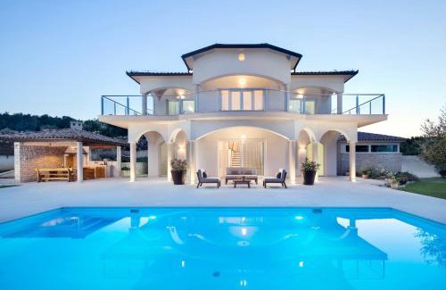 Gondolici House | Luxury Panorama Vila with amazing Seaview in Gondolici 7 km from Rabac