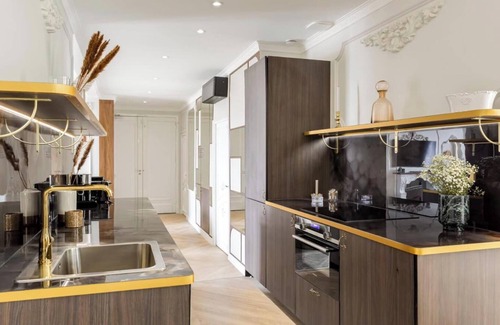 Faubourg-du-Roule Apartment | LUXURY PARISIAN RETREAT NEAR CHAMPS-ÉLYSÉES WITH PANORAMIC VIEWS - 210 SQM