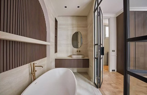 Chaillot Apartment | Luxury Parisian Stay Just Steps from Eiffel Tower