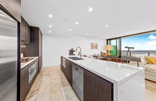 Sydney Olympic Park Apartment | Luxury Penthouse with Panoramic Skyline Views in Sydney Olympic Park