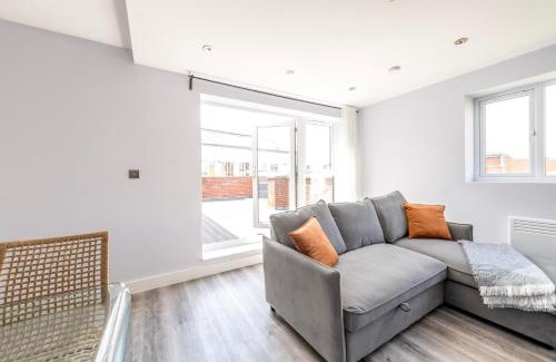 Abingdon Apartment | Luxury Pent House Apartment - Central - 6 Guests