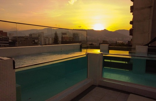 Zona Rosa Apartment | Luxury Penthouse 2 Pools 14-bedroom Parque Lleras Medellín Stunning city views
