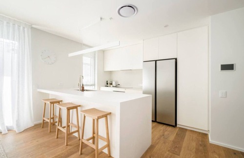 Christchurch City Centre Apartment | Luxury Penthouse in City Private central live