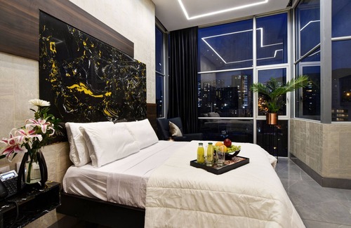 Las Lomas I Hotel | Luxury Penthouse with awesome view and jacuzzi