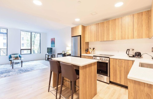 Fenway–Kenmore Apartment | Luxury Private Apt Fenway